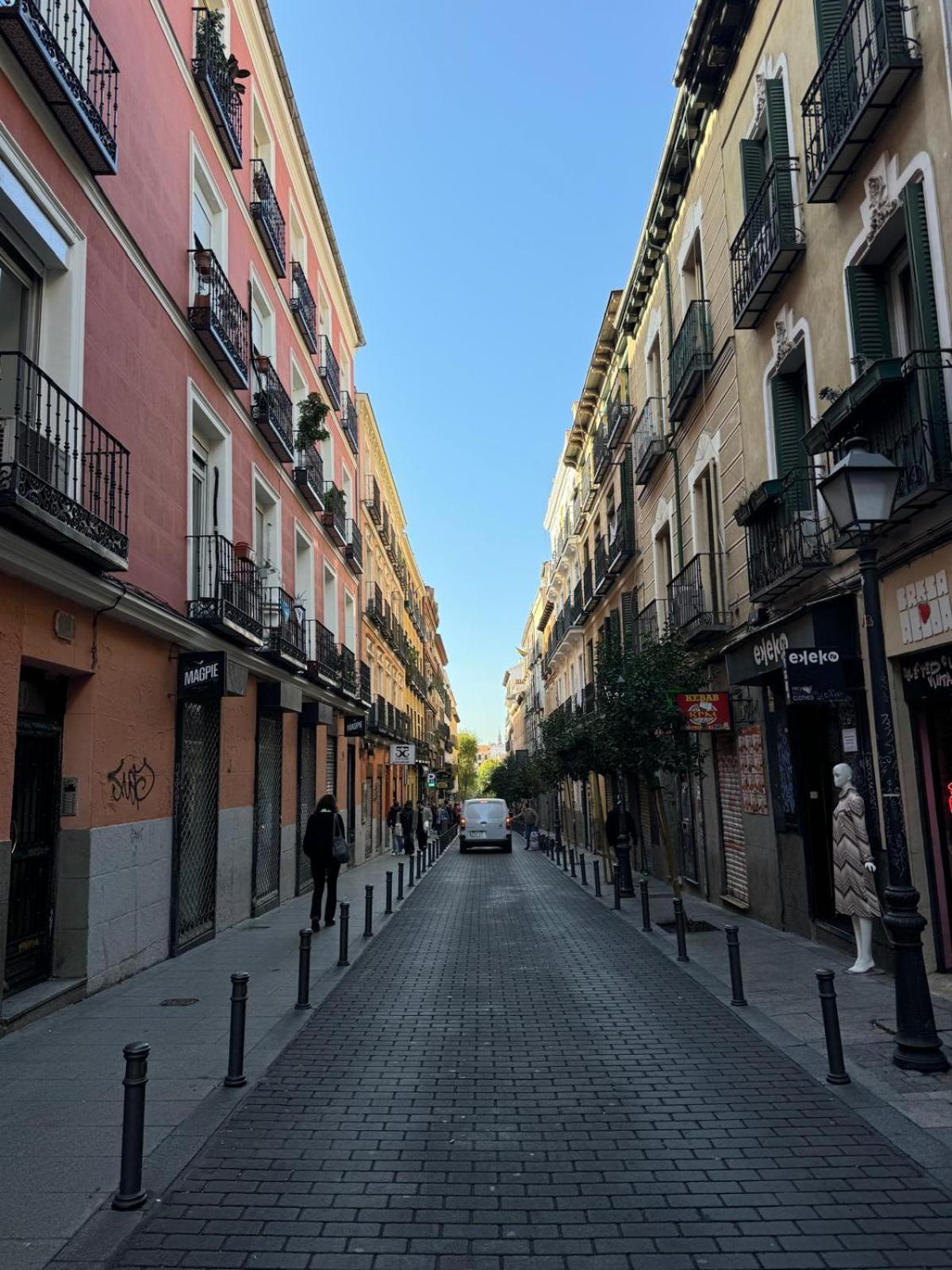 La Guapa De Malasana Madrid Exterior photo